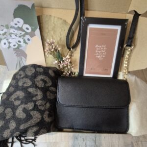 Cutie cadou eleganta – Rafinament în negru & animal print