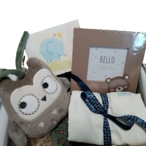 Cutie cadou bucurie baietel